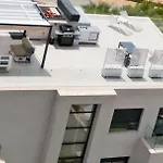 The Panoramic Penthouse 아파트